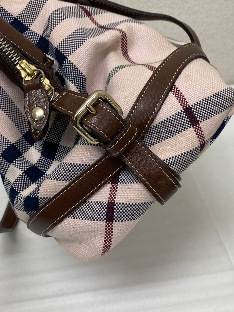 3-3202 Burberry ブルーレーベルのノバチェック柄キャンバス