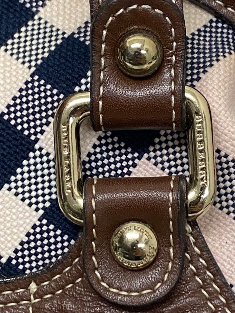 3-3202 Burberry ブルーレーベルのノバチェック柄キャンバス