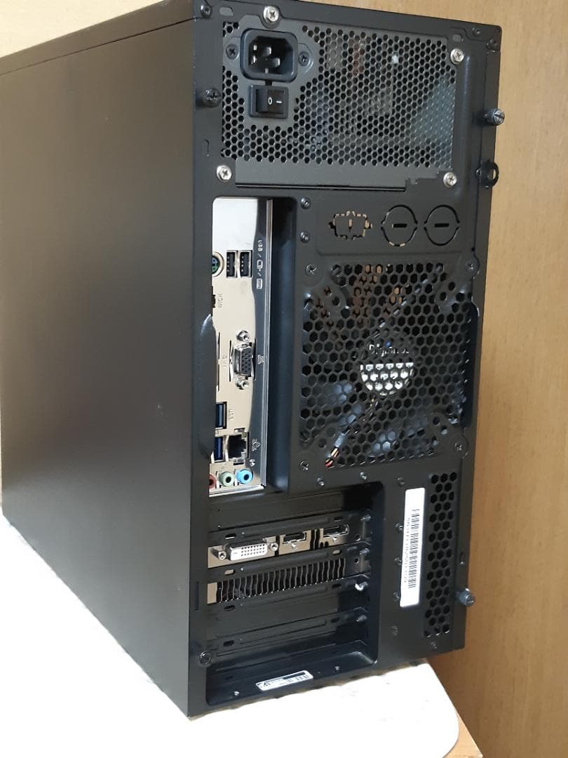 自作PC　RYZEN3 3300X・8GB・128GB・RX560・WIN11