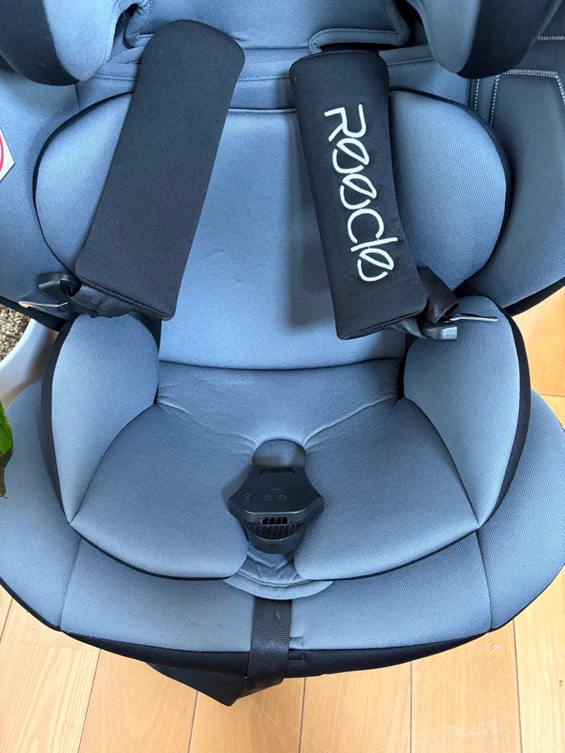 【美品】Reecle チャイルドシート グレー　ジュニアシート　ISOFIX