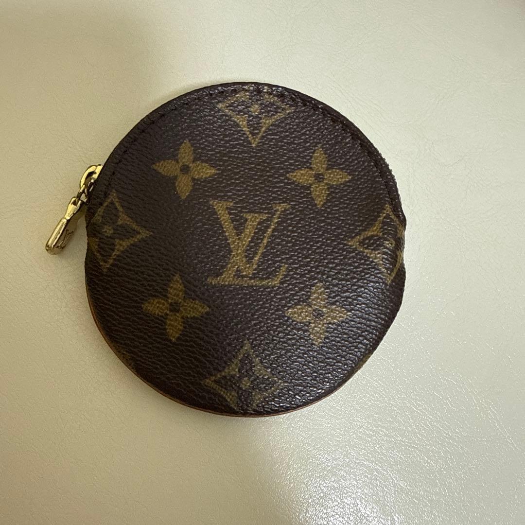 ルイヴィトン正規品モノグラムラウンドケース