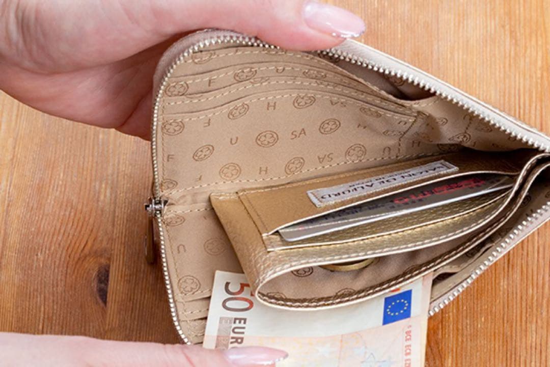 タイムセール新品未使用　サロンドアルファード　スリースターL字ミニ財布　ガンメタ