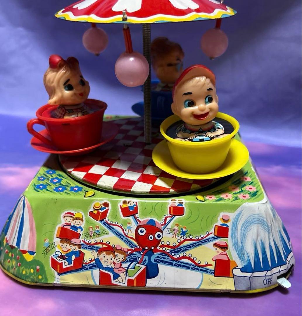 珍品 希少 1960年代製 ファンランドカップライド ブリキ製 日本製 箱付き