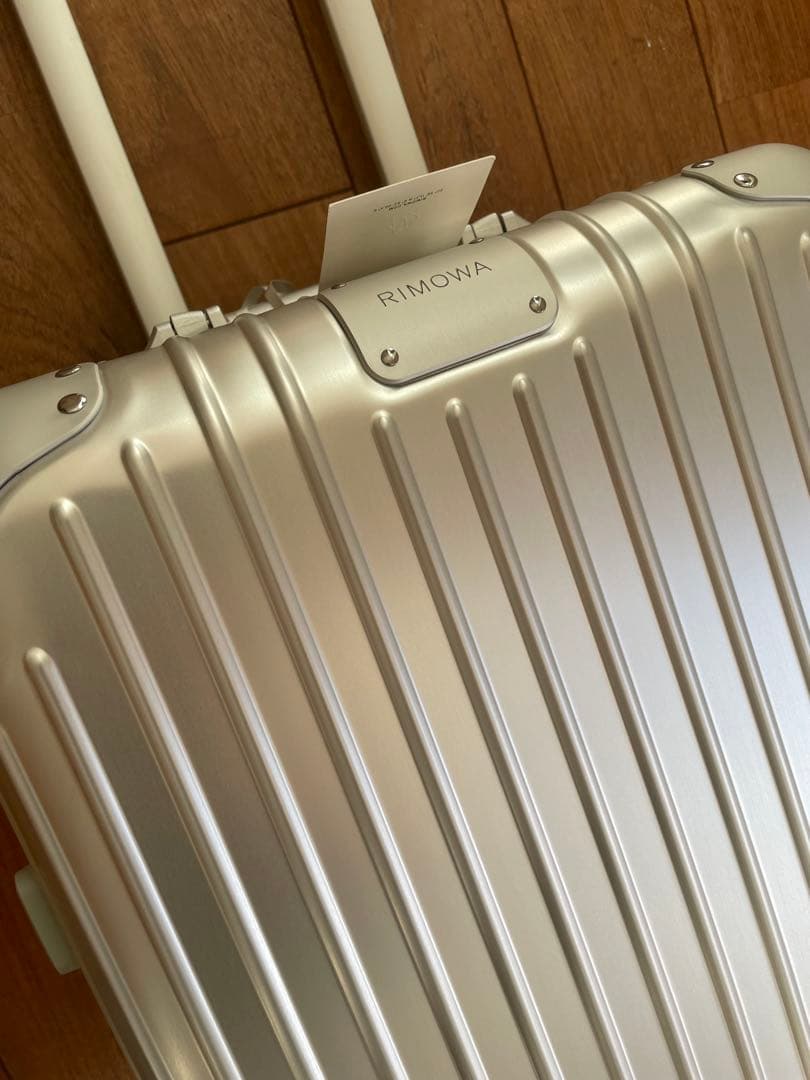 新品未使用！生涯保証品★リモワ rimowa オリジナルキャビン★コンパクト
