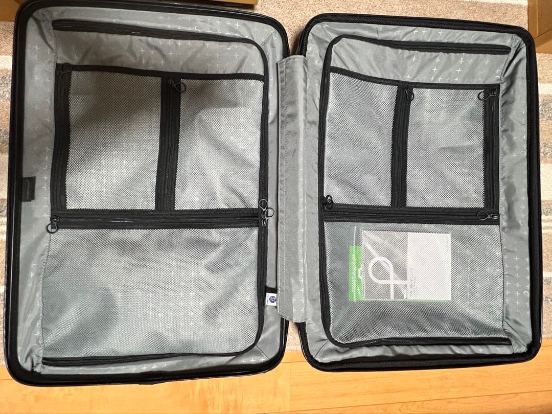 【美品】プロテカ トラクション2 68/77L静音TSA付