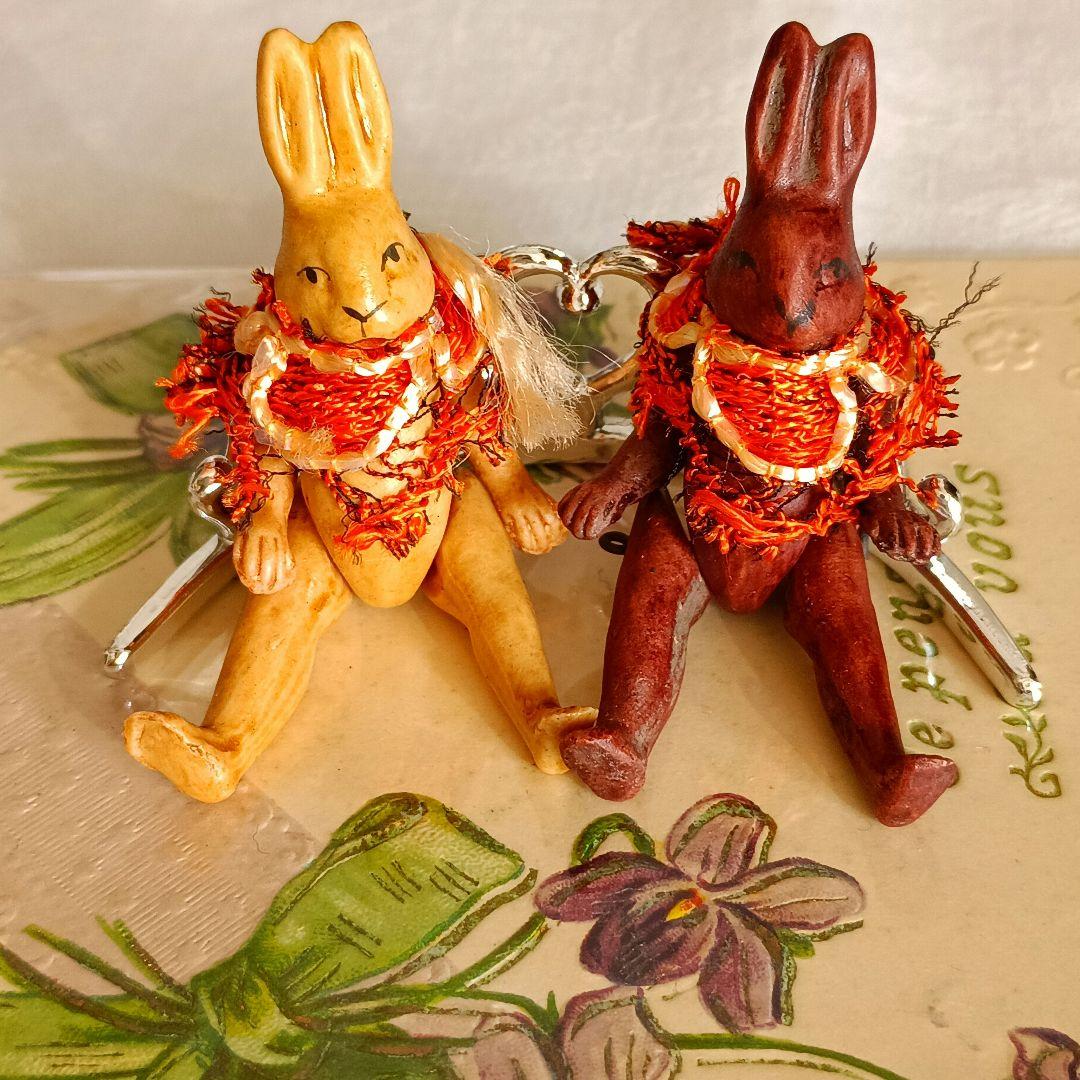 ドイツ アンティーク ウサギ 陶器 フィギュア 2体 ビスクドール ミニョネット