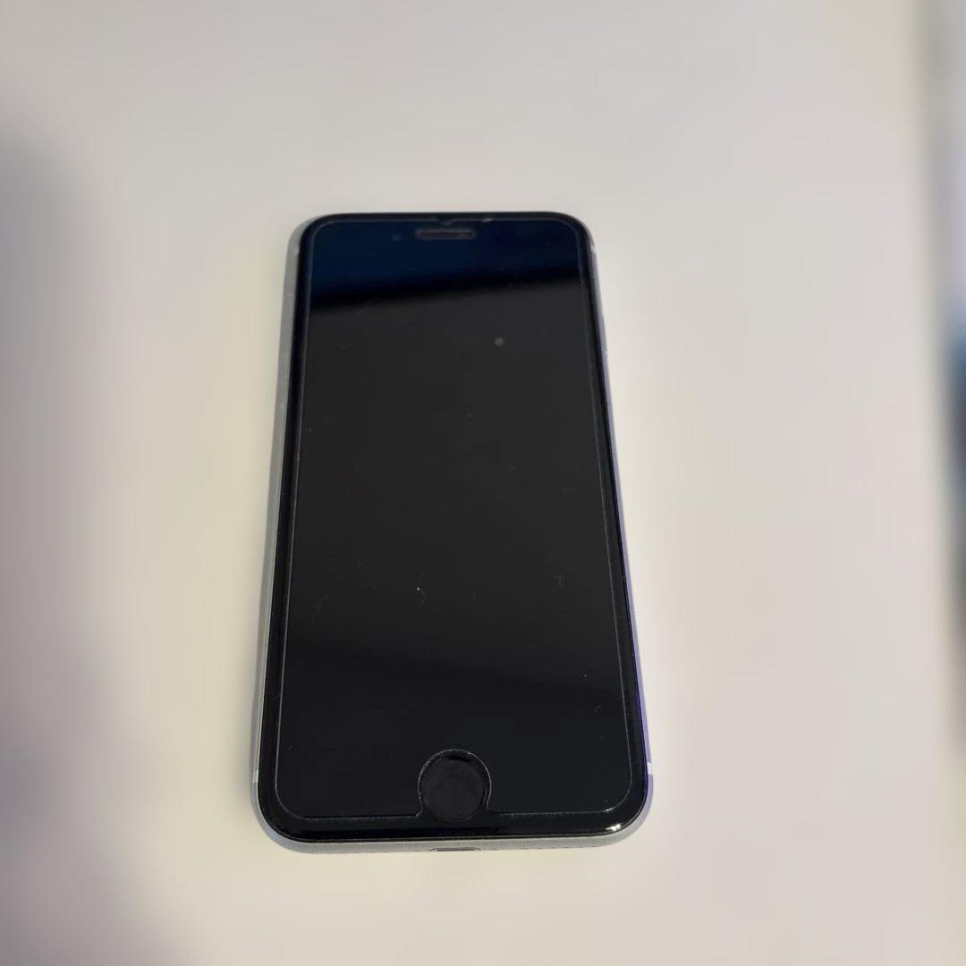 携帯電話本体 iPhone SE