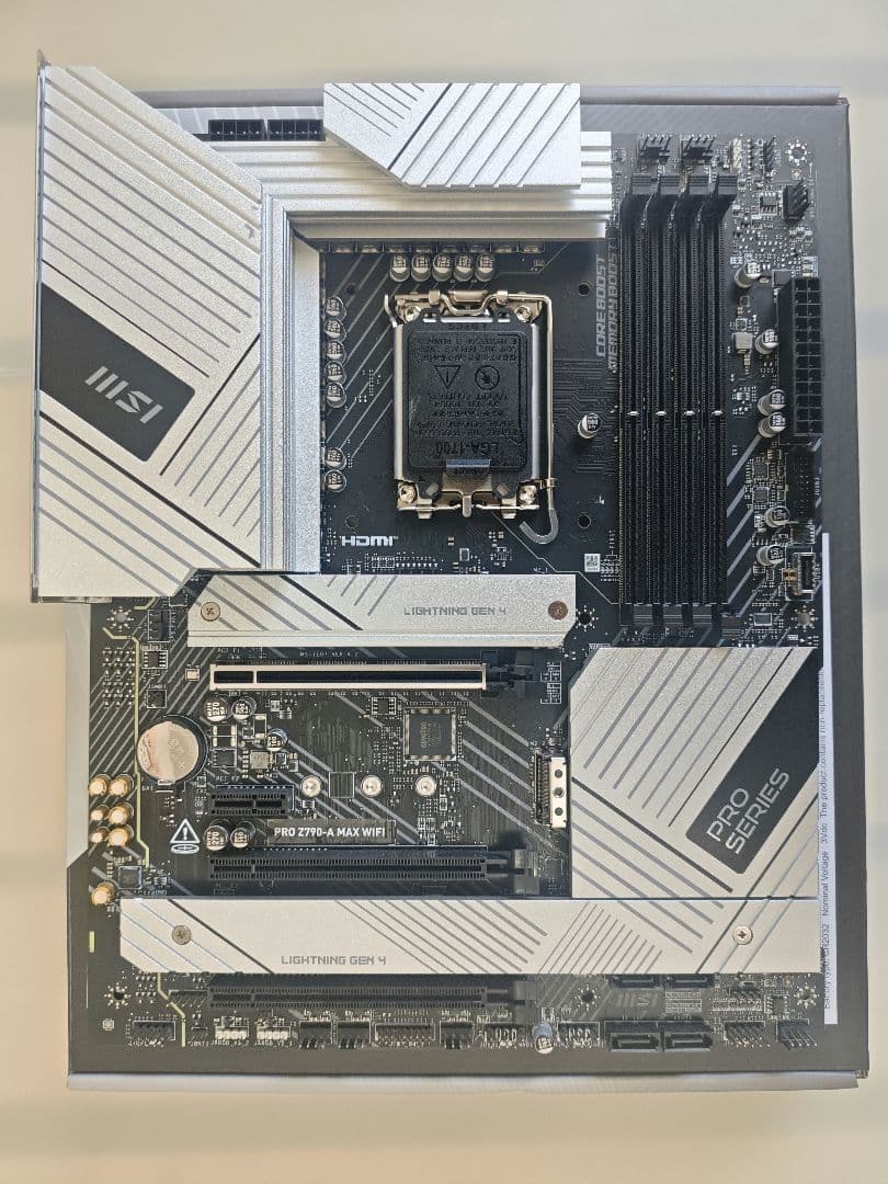 新品 i7-14700KF & 中古 PRO Z790-A MAX W