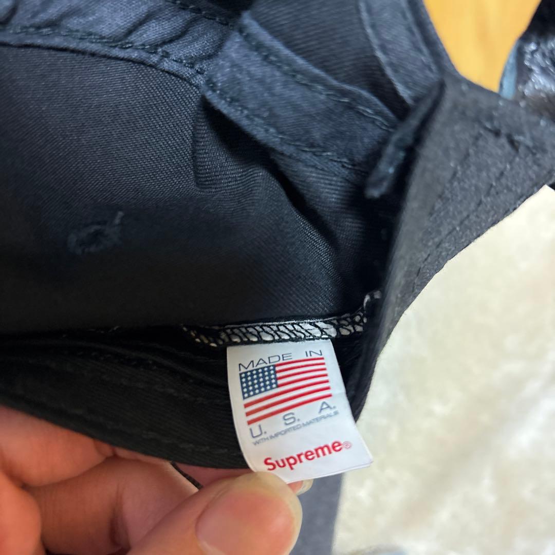 Supreme 黒 キャップ ロゴ刺繍