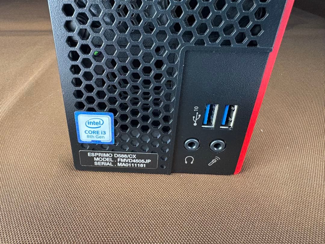 富士通 ESPRIMO 第8世代i3 メモリ16G SSD＋HDD Win11