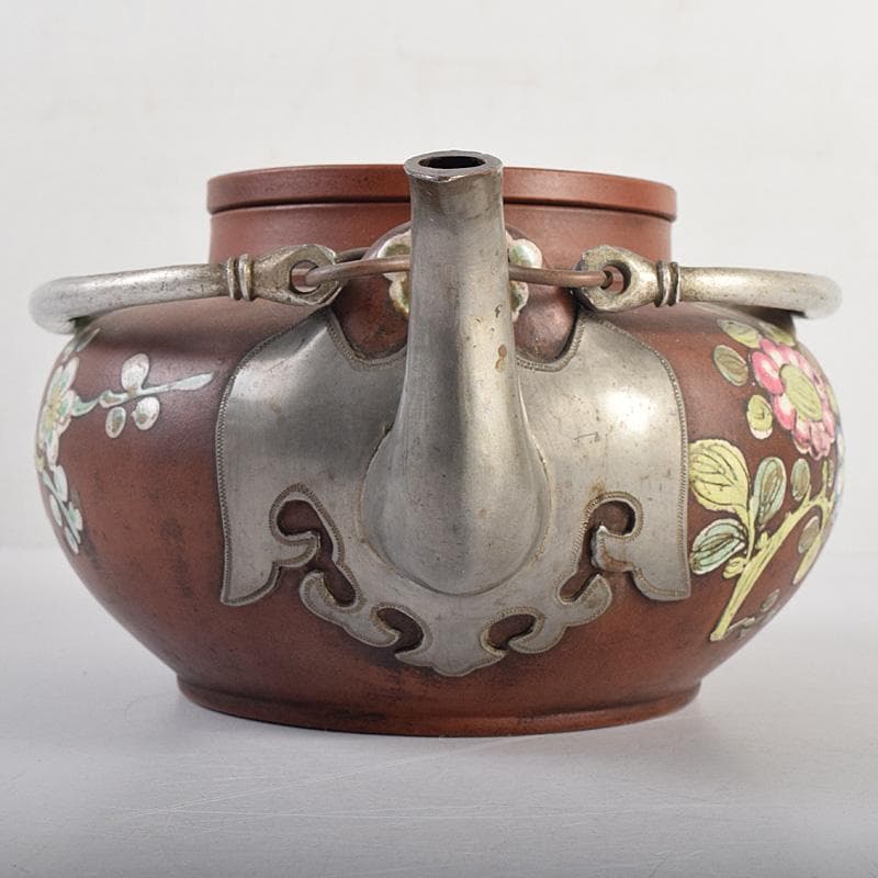 中国　鮑県泰製　宣興紫砂　朱泥　古錫装飾　花文　急須　茶壷　D　R8782