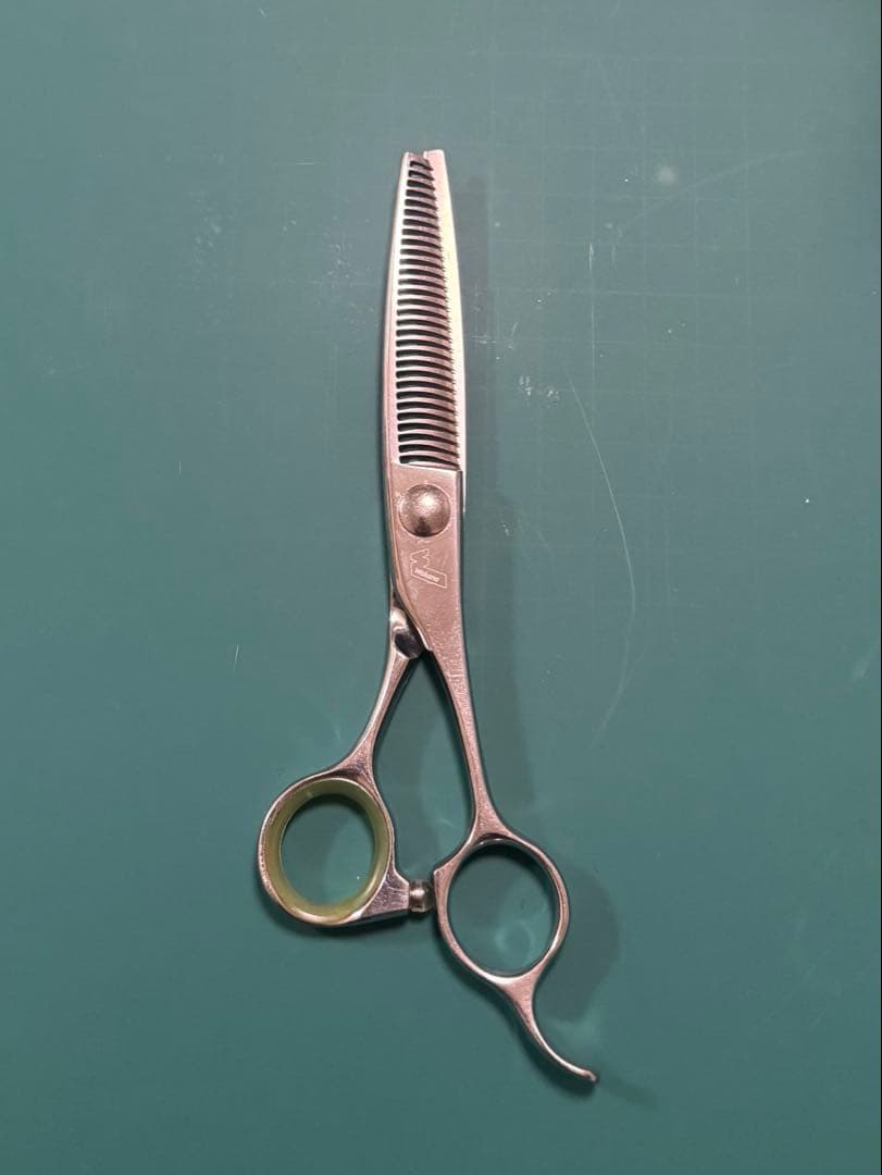 【本日限定価格】　トリミングハサミ　ハサミの若菜 スカル君　オフセット