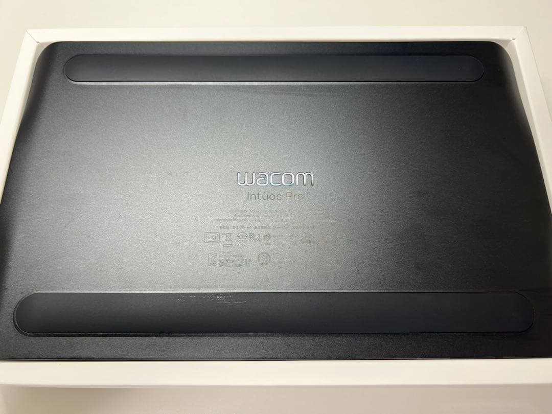 Wacom Intuos Pro Small PTH460K0D [ブラック]