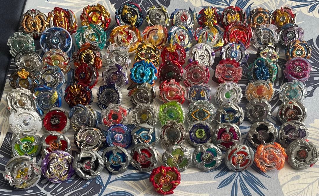 【☆レア多数☆】ベイブレード まとめ売り　92点　ランチャー19点