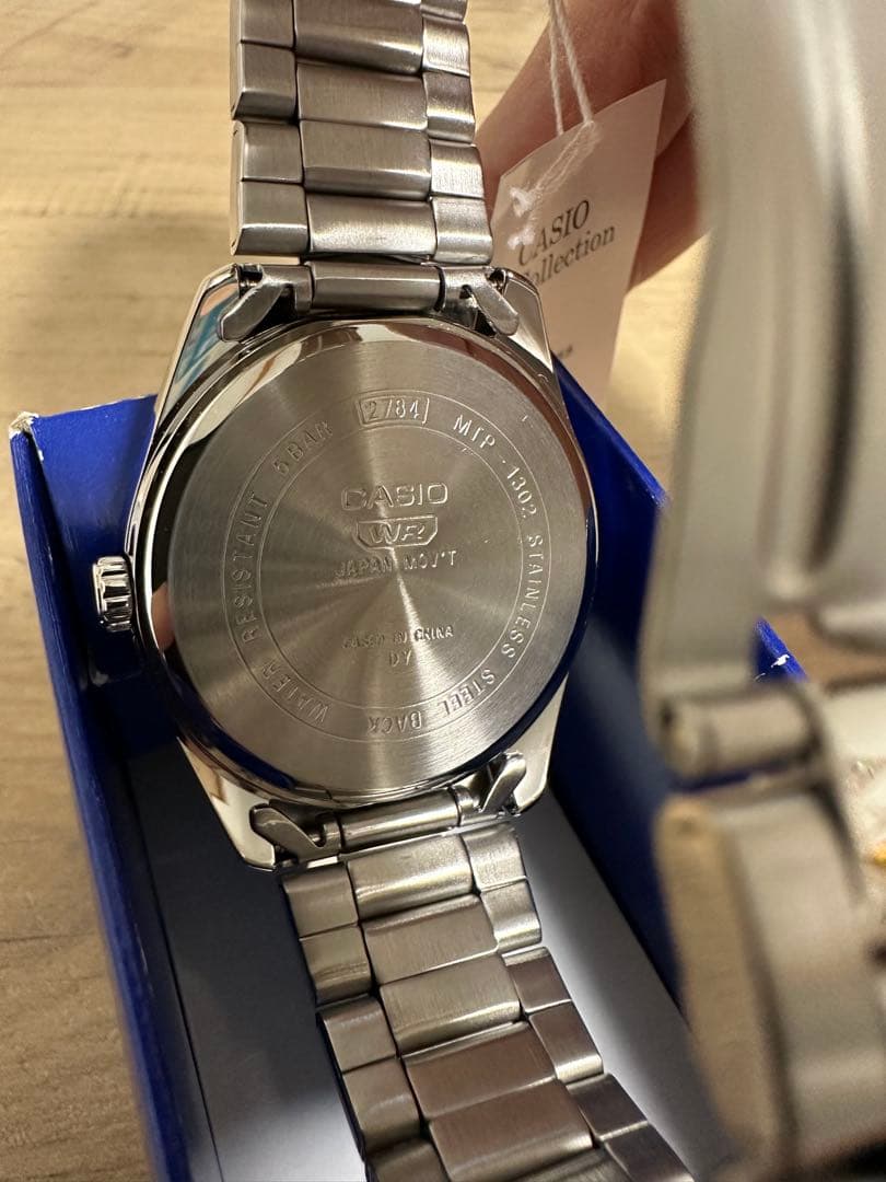 新品 カシオ ターコイズブルー 腕時計 MTP-1302D-2A2JF