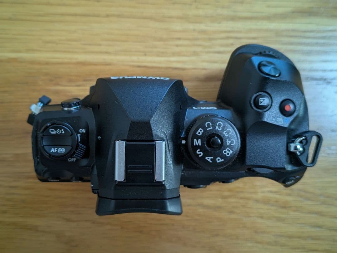 【シャッター数5774回】OM SYSTEM OM-1 UHS-IIカード付き