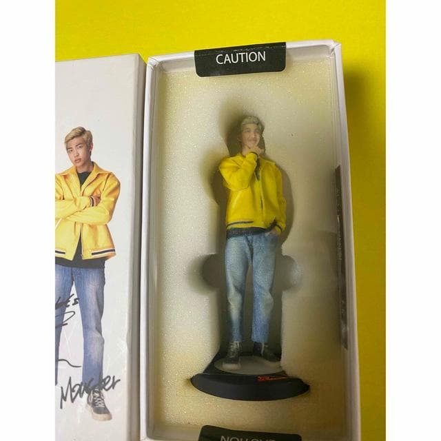 公式 bts SKテレコム フィギュア ナムジュン RM