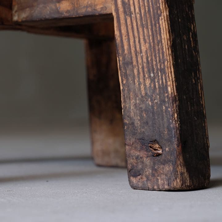 杉材 古い丸椅子　スツール チェア プリミティブ 古民具 骨董 古家具 古道具