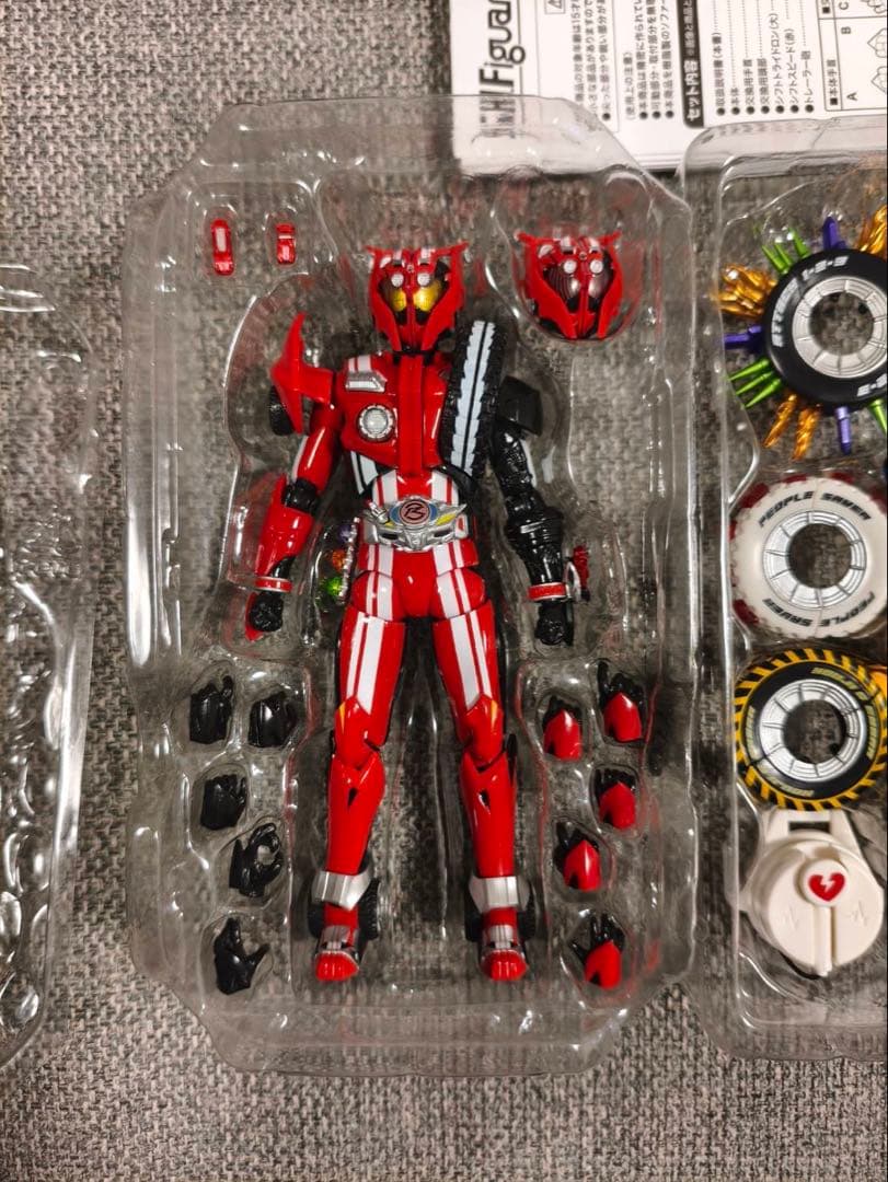 S.H.Figuarts 真骨彫製法 仮面ライダードライブ タイプトライドロン