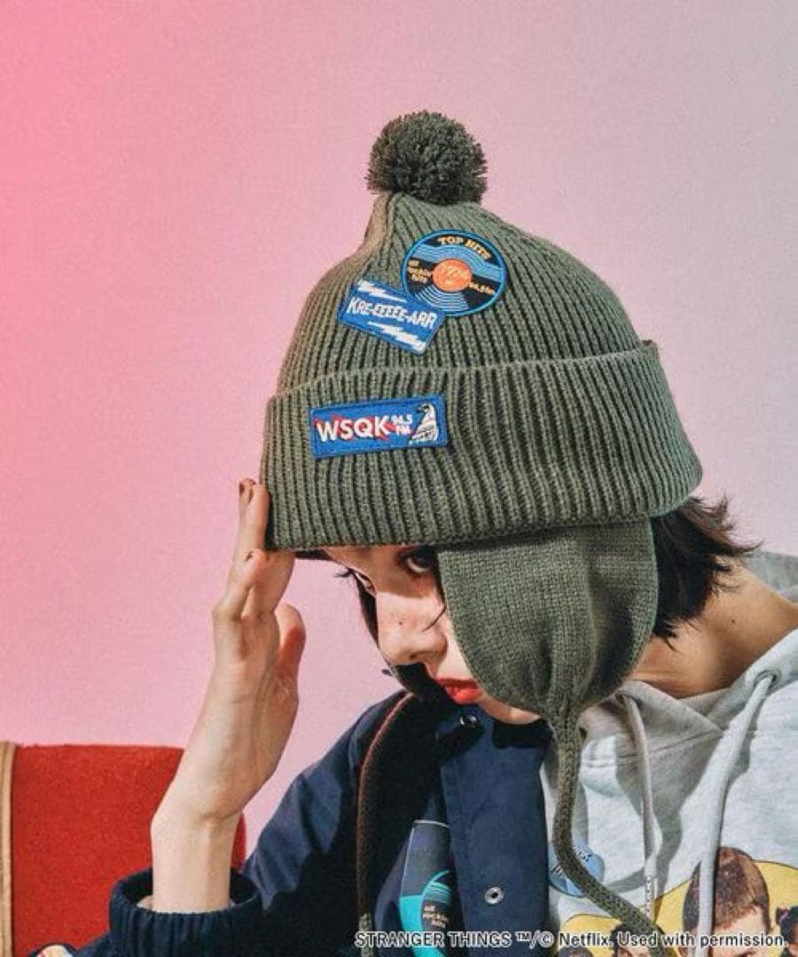 niko and ストレンジャーシングス 　コラボアソートニットワッチ　カーキ