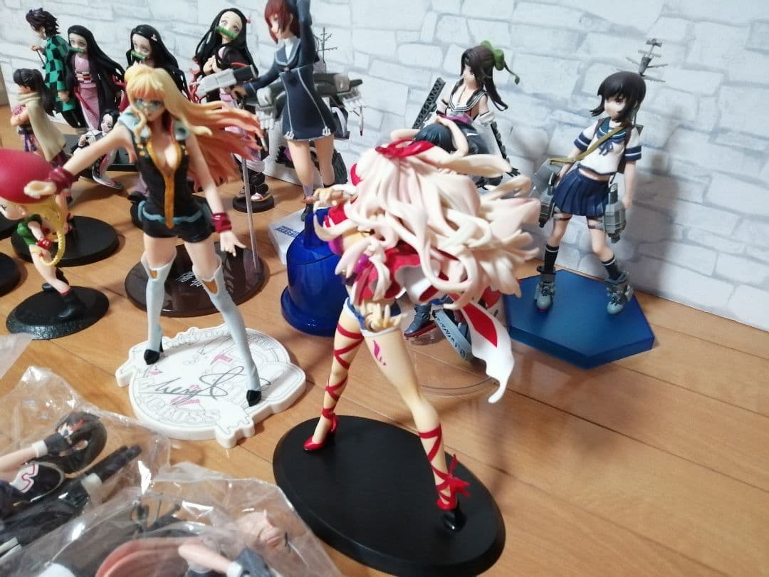 美少女フィギュア まとめ売り 艦これ ワンピース 鬼滅の刃 マクロスF 鬼滅