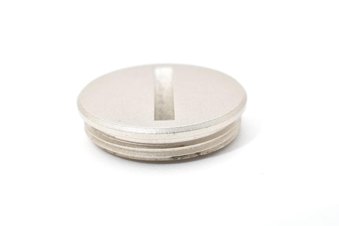 Contax T2用電池蓋　概ねキレイです。使用OKです。