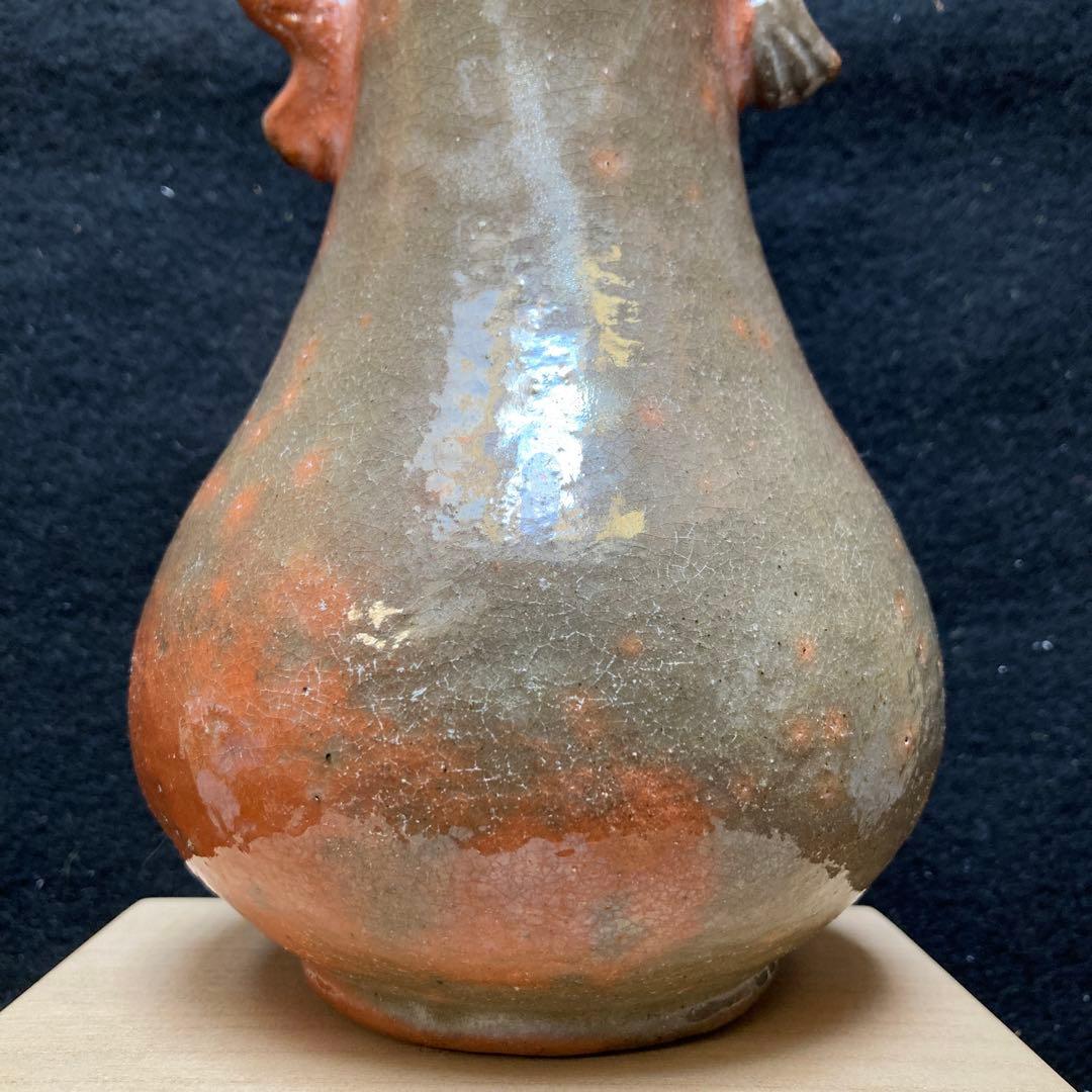 中村道年尼　「赤楽鯉耳付花生」押印　　共箱　高21.5×径11cm 八事窯　楽焼