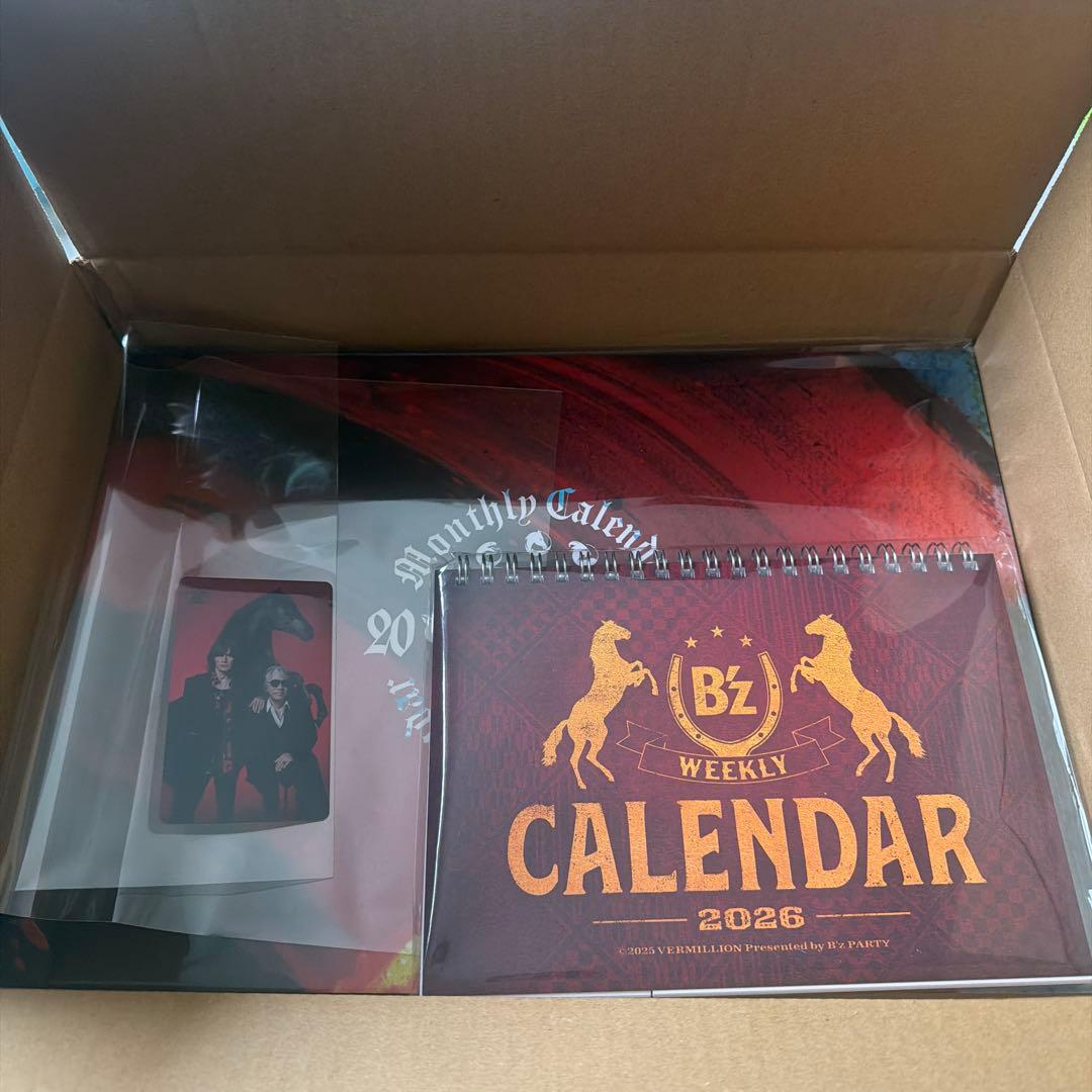 B'zファンクラブ限定 2026カレンダー（壁掛け、卓上）特典付き