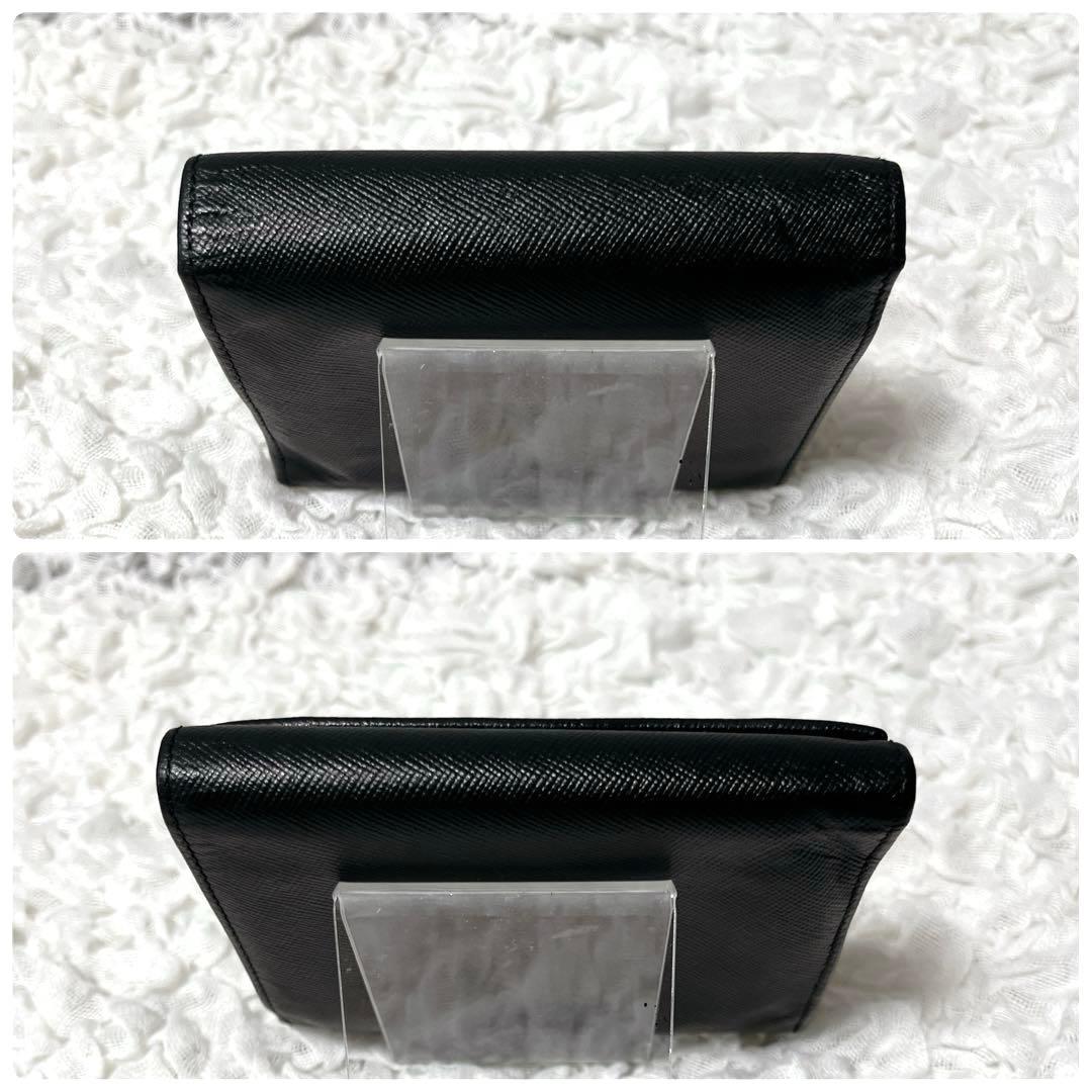 PRADA ブラック 三つ折り財布　プラダ　黒　サフィアーノレザー　コンパクト