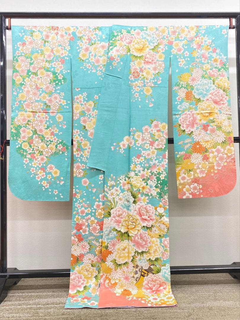 振袖 豪華 刺繍 銀彩 紋意匠 身丈173cm