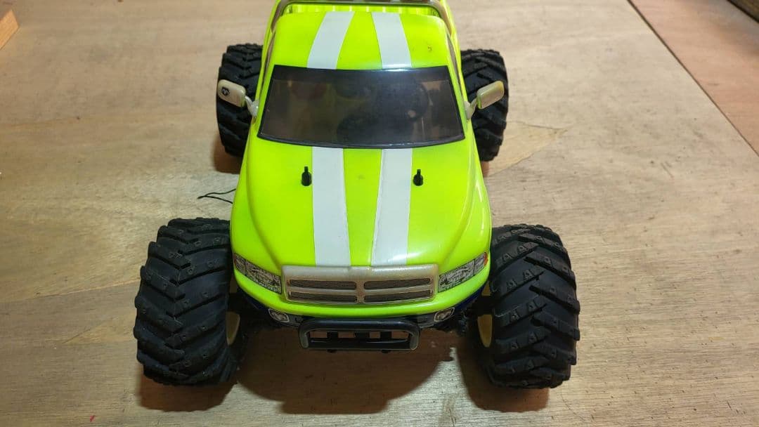 ラジコン　部品　部品取りにどうぞ