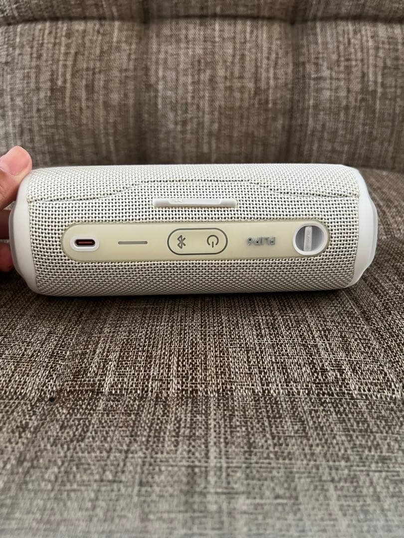 JBL ワイヤレススピーカー ホワイト flip