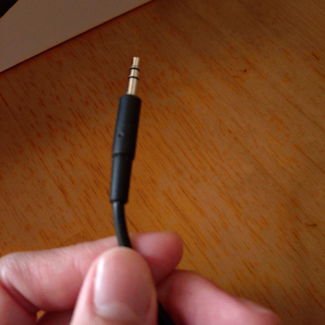 Bowers ＆ Wilkins PX8