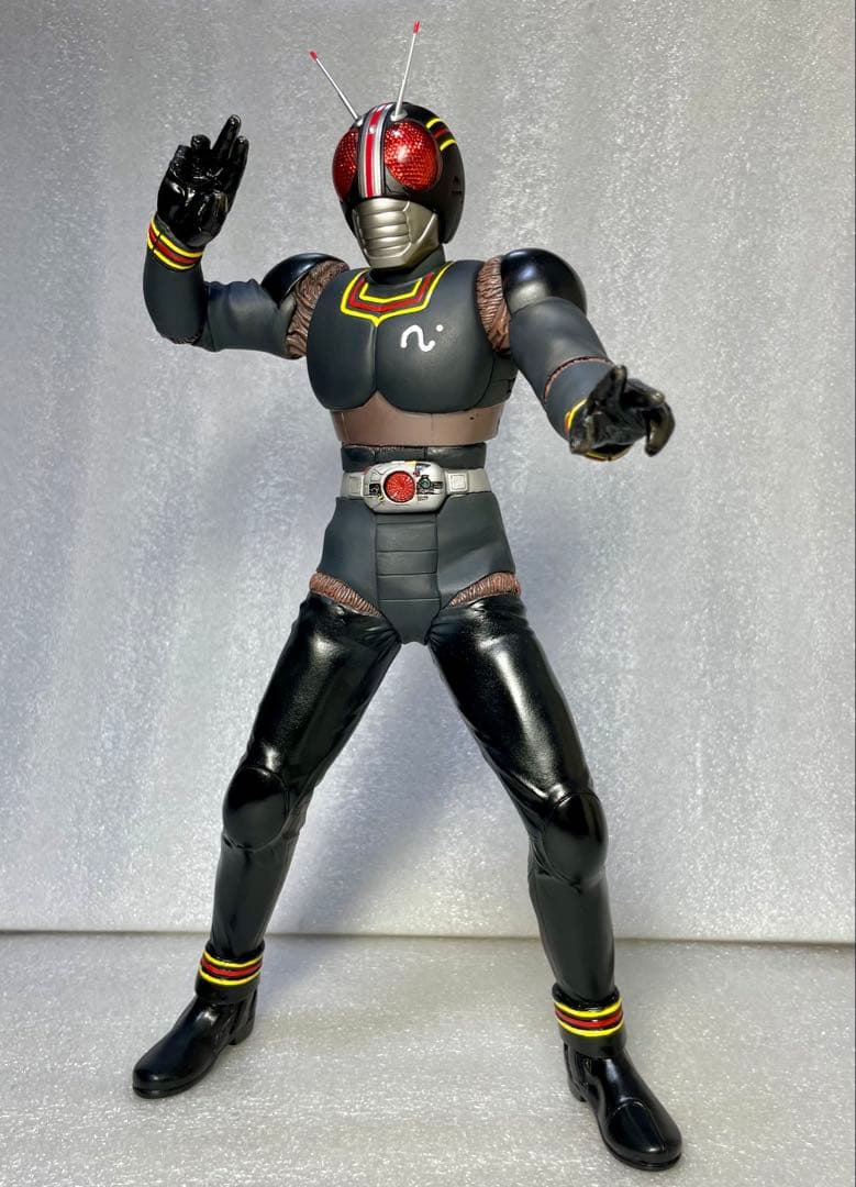 ボークス仮面ライダーブラック改造完成品（検索：ビリケン メディコム rah )