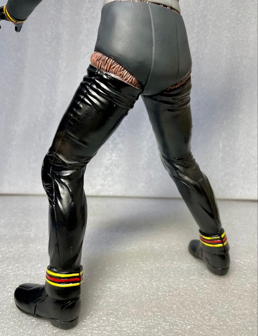 ボークス仮面ライダーブラック改造完成品（検索：ビリケン メディコム rah )