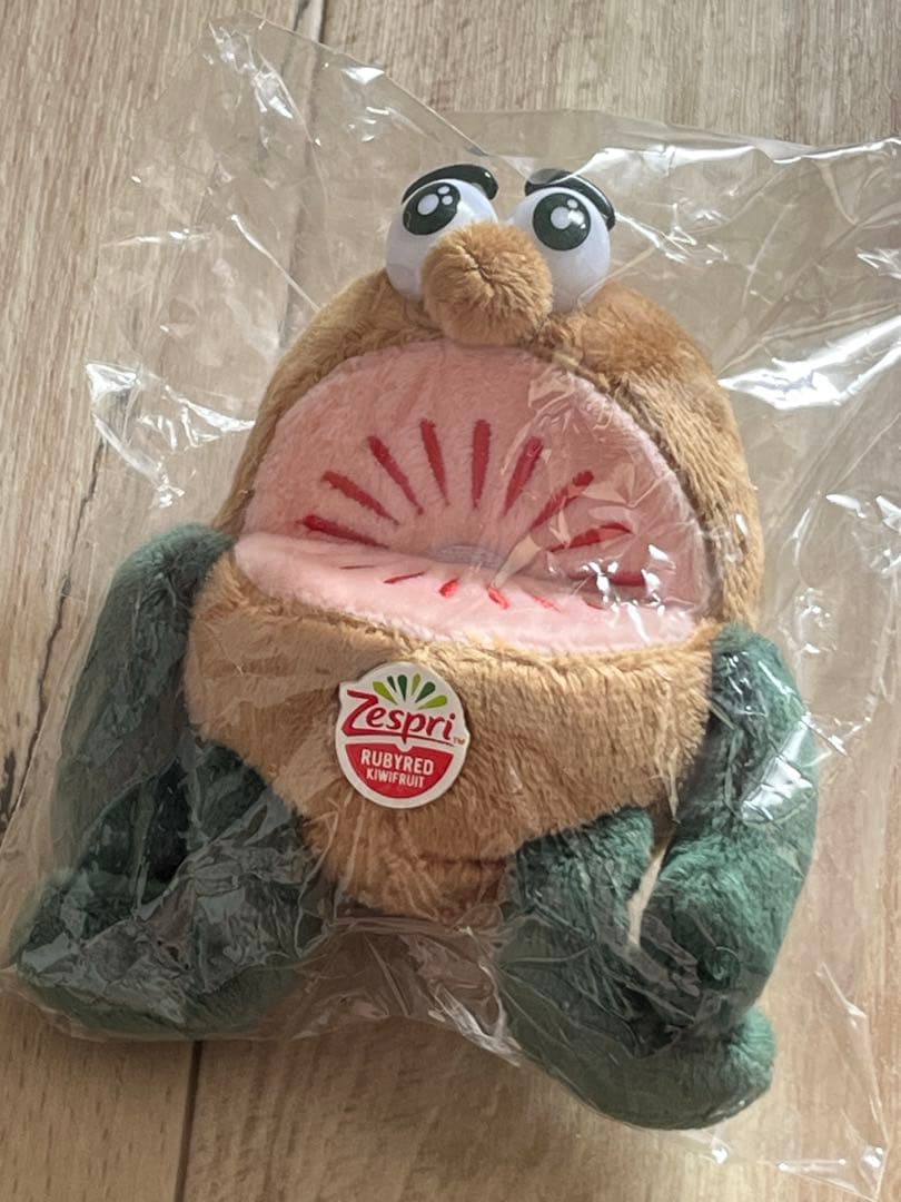 【新品】 キウイブラザーズ ルビーレッド ぬいぐるみ キウイ ルビー ゼスプリ