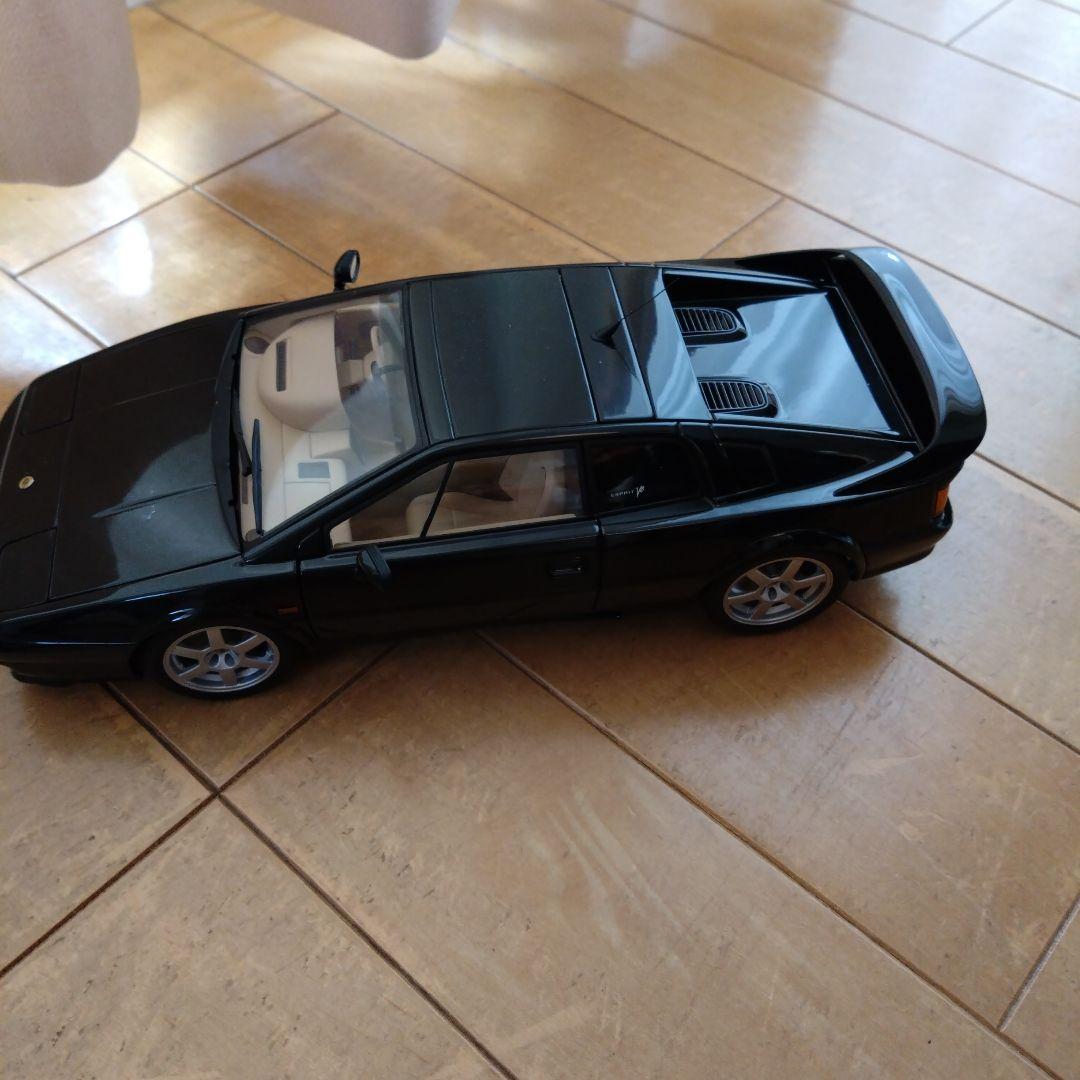 1/18 LOTUS ESPRIT V8 Autoart　　ロータス　エスプリ