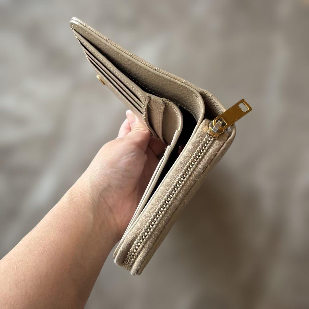 あ*み様 YSL 二つ折り財布 ベージュ キルティング