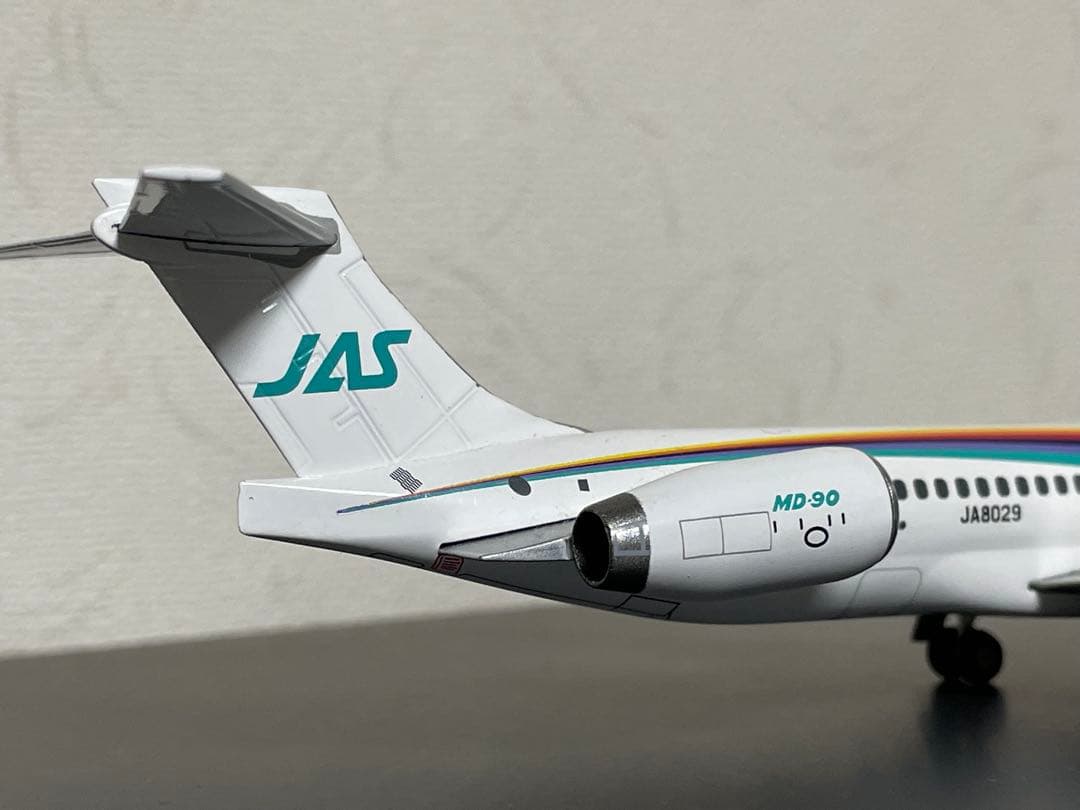JA S旅客機MD-90 スケール1:200