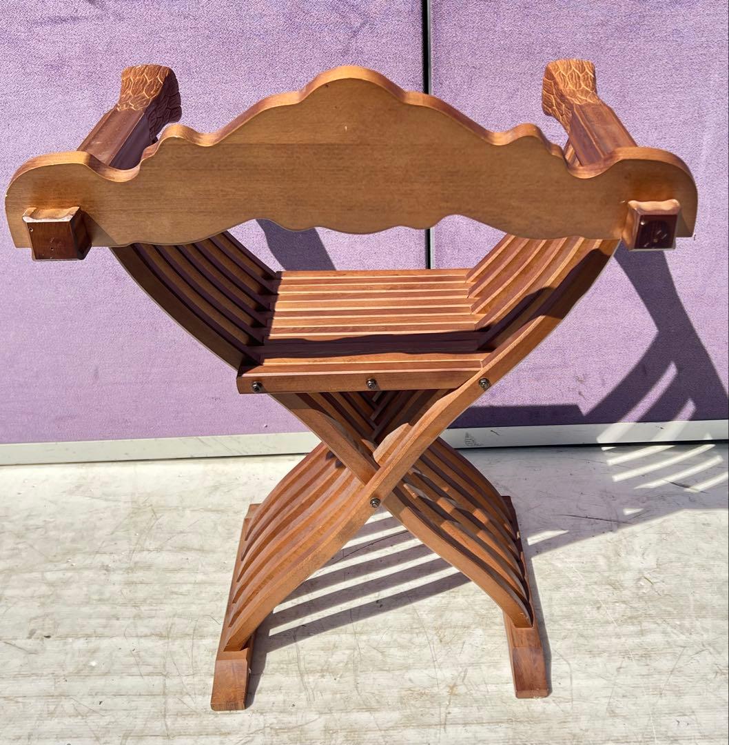 ライオン イタリア製アンティーク折りたたみ椅子