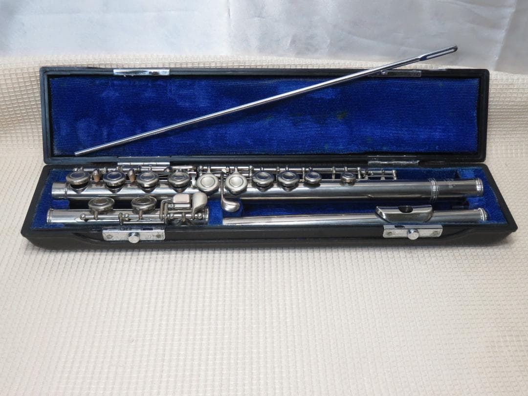 メンテナンス済　フルート　フルート　Nikkan　YFL-23　Eメカ付き