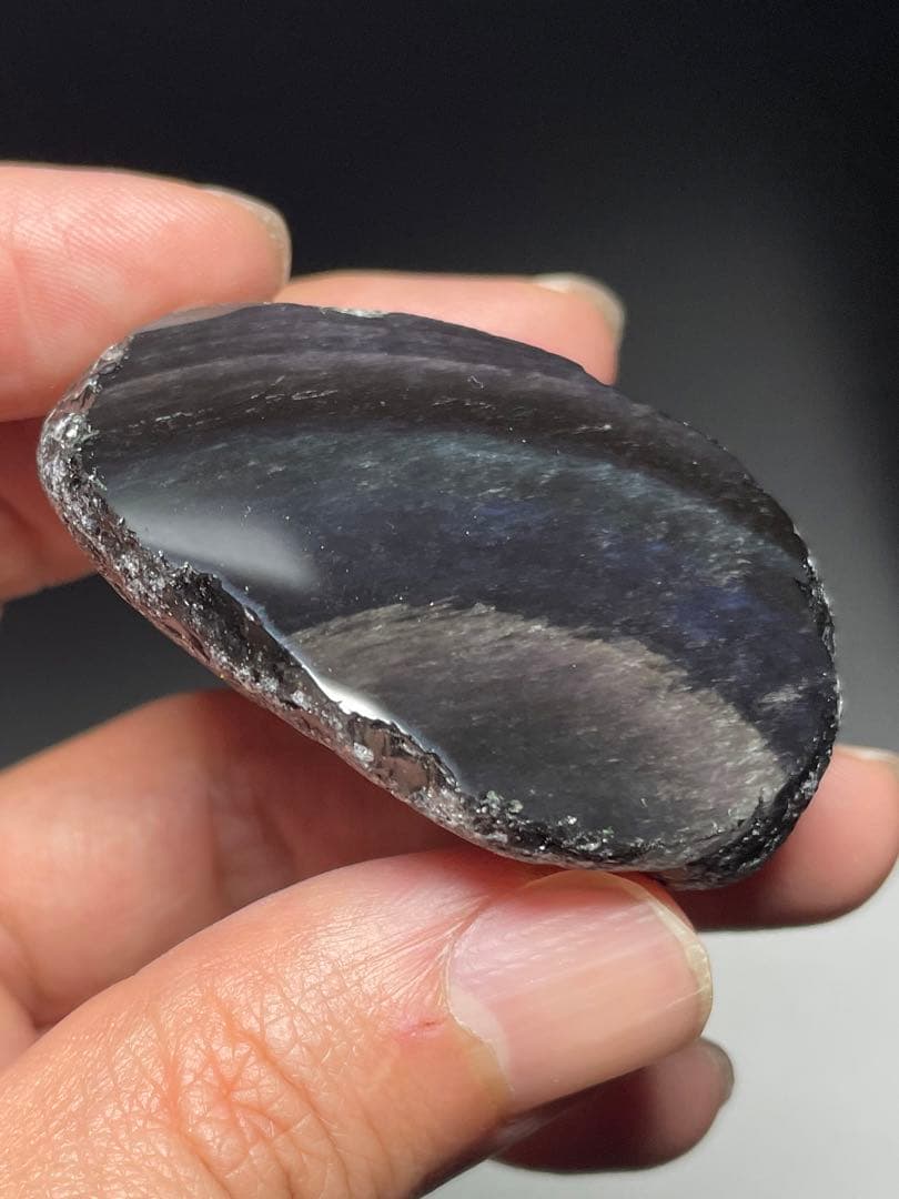研磨品　十勝石玲瓏　レインボーオブシディアン
