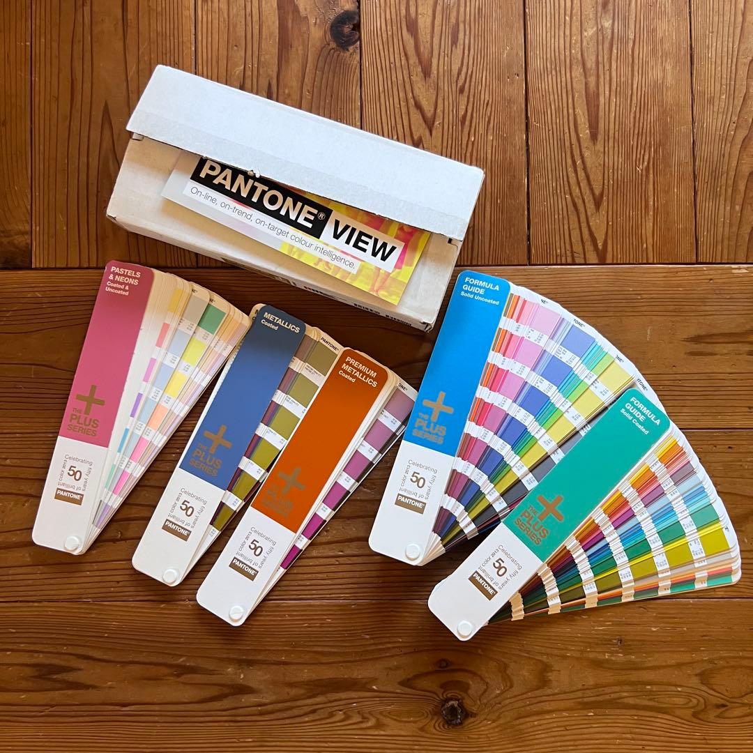 パントン PANTONE 色見本 FORMULA GUIDE