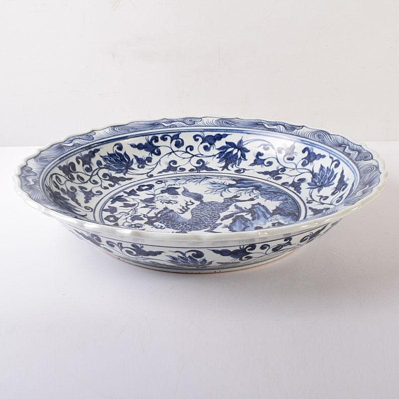 中国　青花　山水麒麟文盤　大皿　輪花皿　直径約41㎝　V　7324C