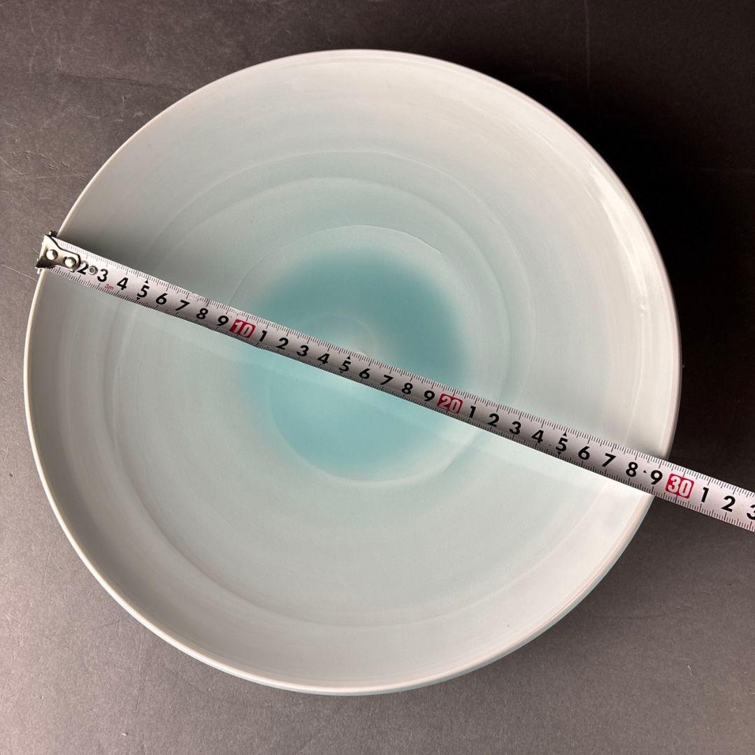 角谷英明　青白磁　渦文　盛皿　共箱　　父:角谷一圭