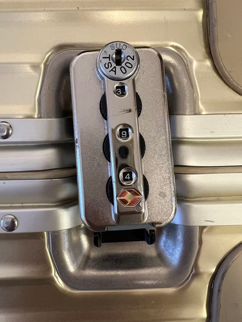 あーや★さんさん専用　希少　４輪RIMOWA シャンパンゴールド