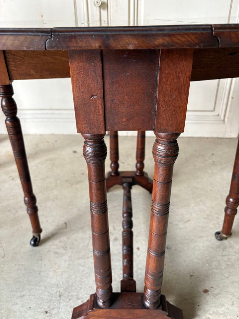 バタフライテーブル/ゲートレッグテーブル