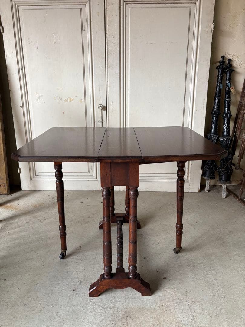 バタフライテーブル/ゲートレッグテーブル