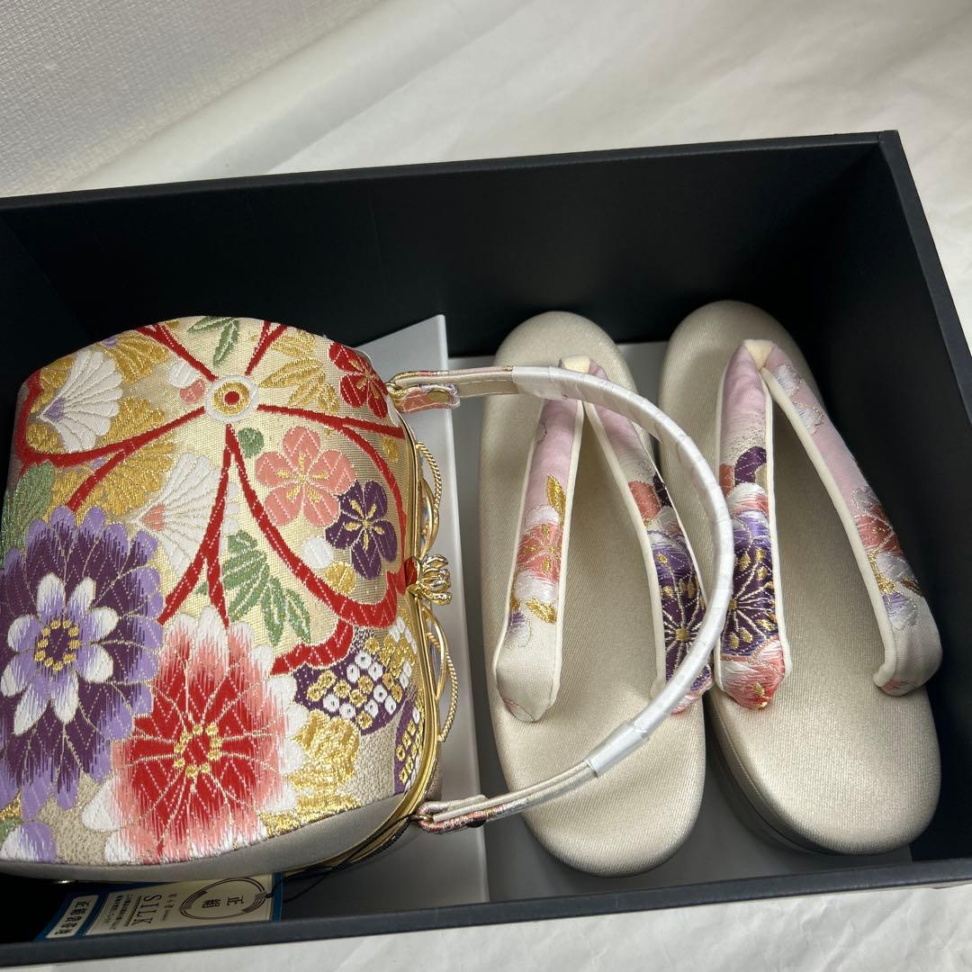 きょうこNo.38 和装　草履、バッグセット　　正絹　帯地　新品未使用