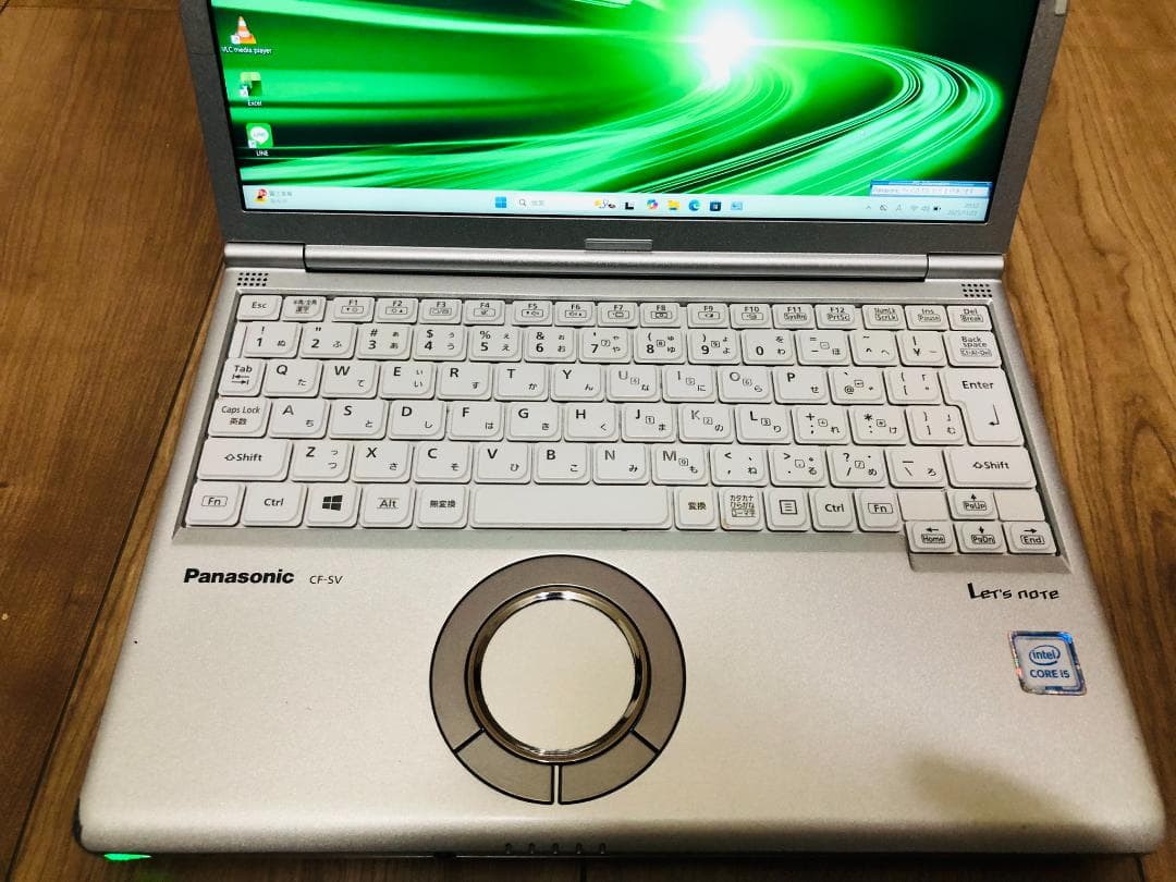 レッツノートSV8 / 256GB/8GB/OFFICE2021/バッテリー良好